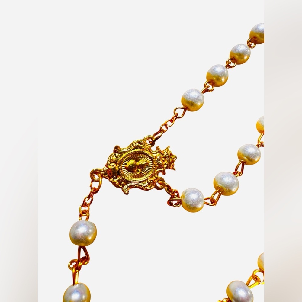 Vtg Rosary Cross Necklace & Bracelet NRI Faux Pearl Gold Tone Italy Religious. - Picture 3 of 11